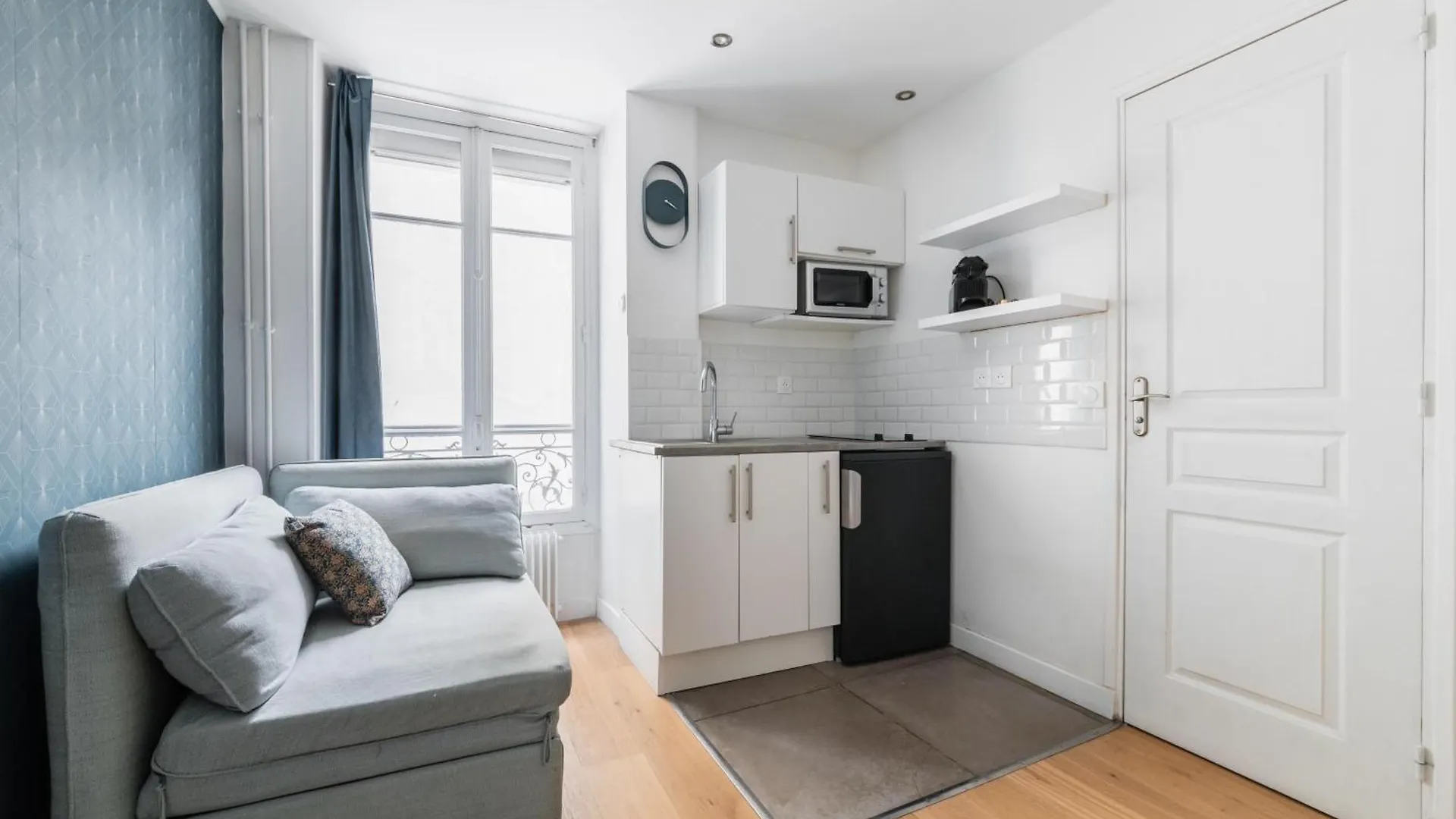 Imhost 6 - Charming Batignolles Apartment