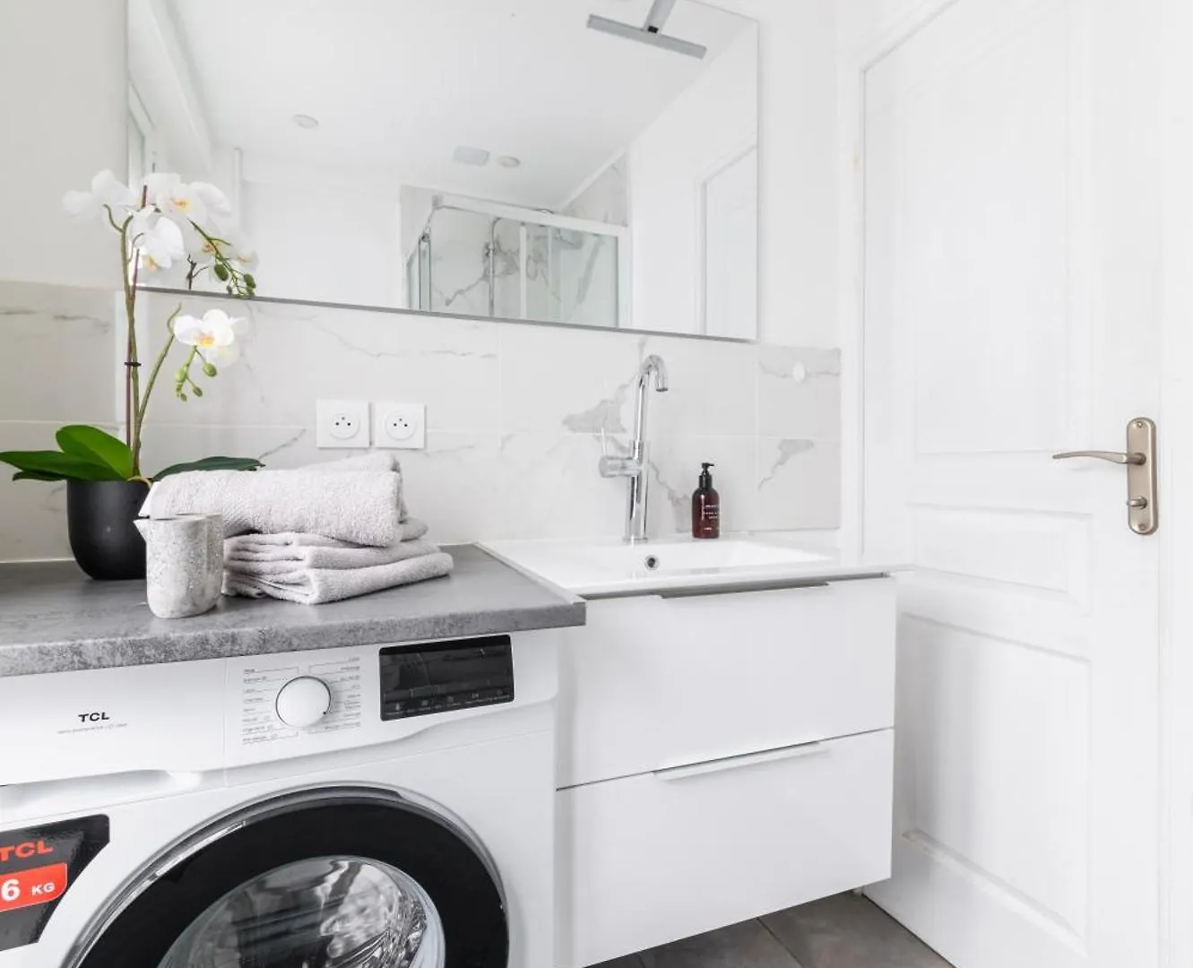 Imhost 6 - Charming Batignolles * Paris